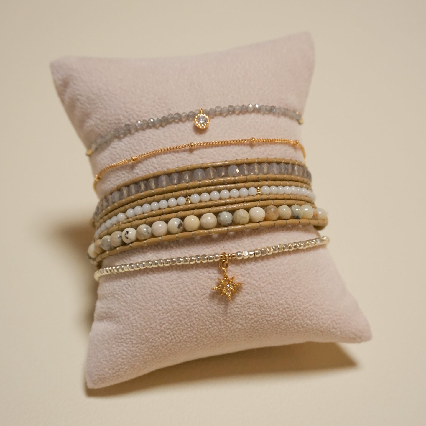 pause and feel (bracelet)